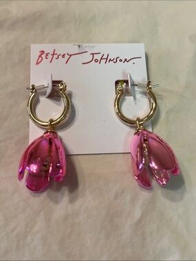 New Betsey Johnson Garden Glam Tulip hoop earrings 
glossy metallic